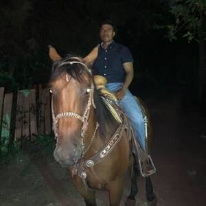 Meet your Posher, Arturo